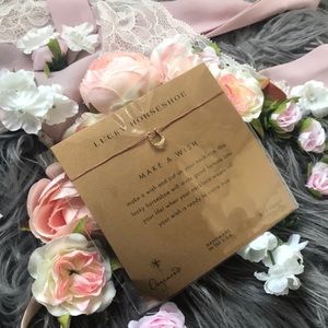 Dogearded Lucky Horseshoe Necklace